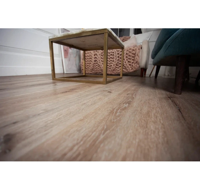 Кварцевый SPC ламинат DAMY FLOOR FAMILY 1508-1 Дуб Лофт Кварцевый SPC ламинат DAMY FLOOR FAMILY 1508-1 Дуб Лофт