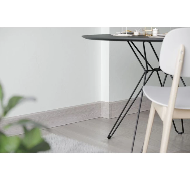 Плинтус напольный ПВХ Lineplast L025 Венге темный Плинтус напольный ПВХ Lineplast L025 Венге темный
