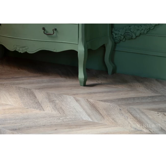 Виниловый ламинат Vinilam Parquet Chevron Шампань RI153616CL4 Виниловый ламинат Vinilam Parquet Chevron Шампань RI153616CL4