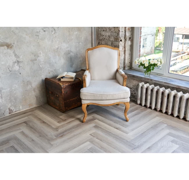 Виниловый ламинат Vinilam Herringbone Паркет Эрмитаж IS11122 Виниловый ламинат Vinilam Herringbone Паркет Эрмитаж IS11122
