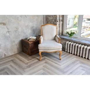 Виниловый ламинат Vinilam Herringbone Паркет Эрмитаж IS11122