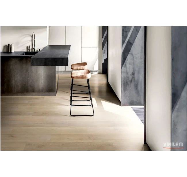 Виниловый ламинат Vinilam Allure ISOCORE Wood Дуб Шамони RX22233 Виниловый ламинат Vinilam Allure ISOCORE Wood Дуб Шамони RX22233