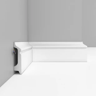 Плинтус напольный Декомастер D122