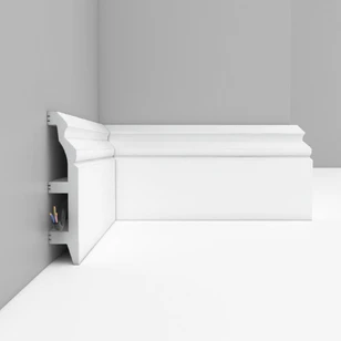 Плинтус напольный Декомастер D232