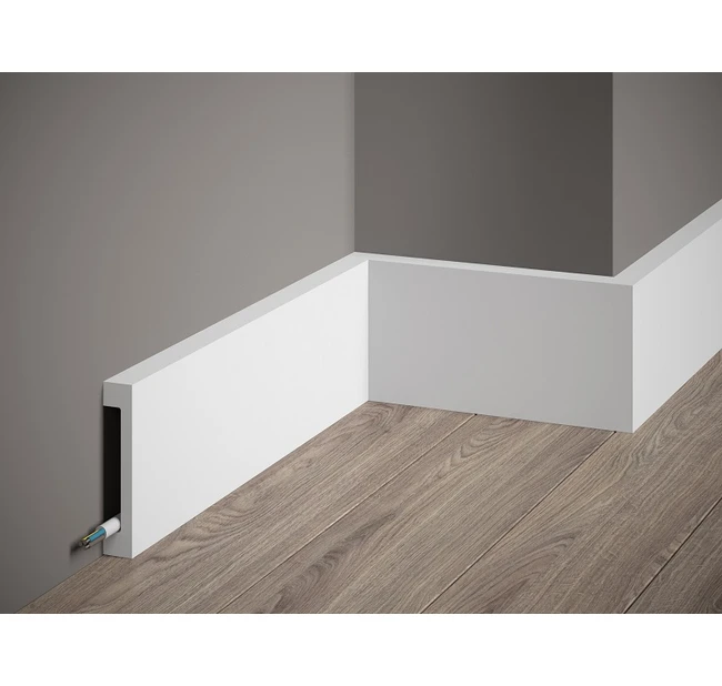 Плинтус напольный Декомастер A 036 Плинтус напольный Декомастер A 036